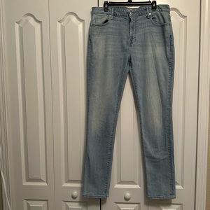 Abercrombie & Fitch Athletic Skinny Jeans Men’s Size 34x34. Very cool !
